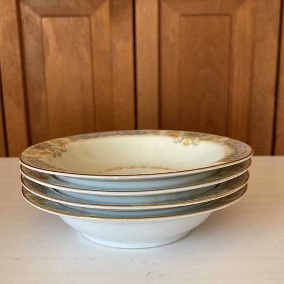 Vintage Noritake Pattern RO2 Dessert Bowls, Set of 4 - Picture 2 of 11